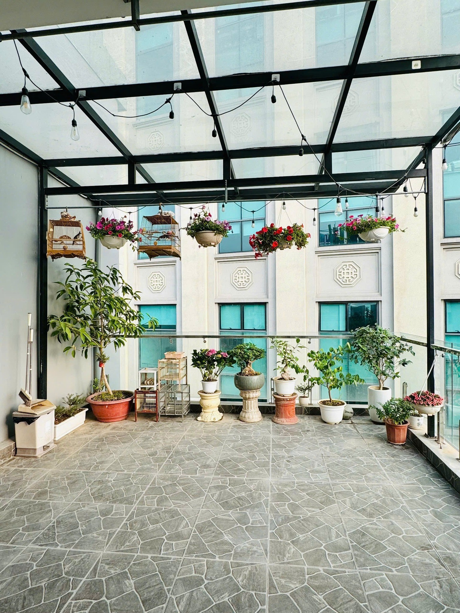 Bán chung cư N10 Đồng Tầu, Thịnh Liệt, Hoàng Mai 55m, 2PN giá 3.399 tỷ, căn góc, view hồ 3