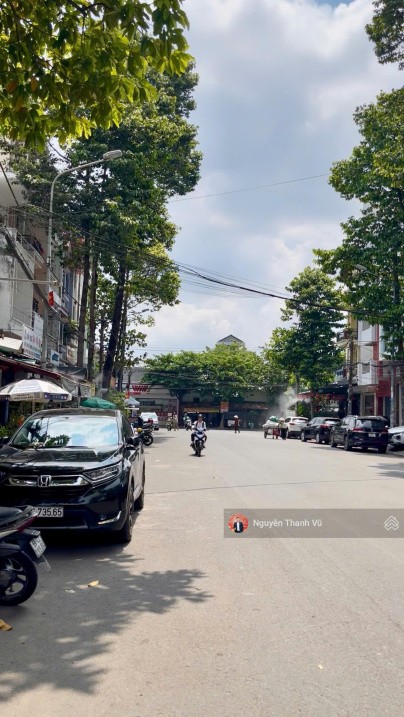 Bán Tòa nhà Hầm 5 tầng - 2 Mặt tiền Nguyễn Gia Trí P25, HĐT 80 triệu/th, DTS ~ 400m2. Chỉ 26.9 tỷ 2