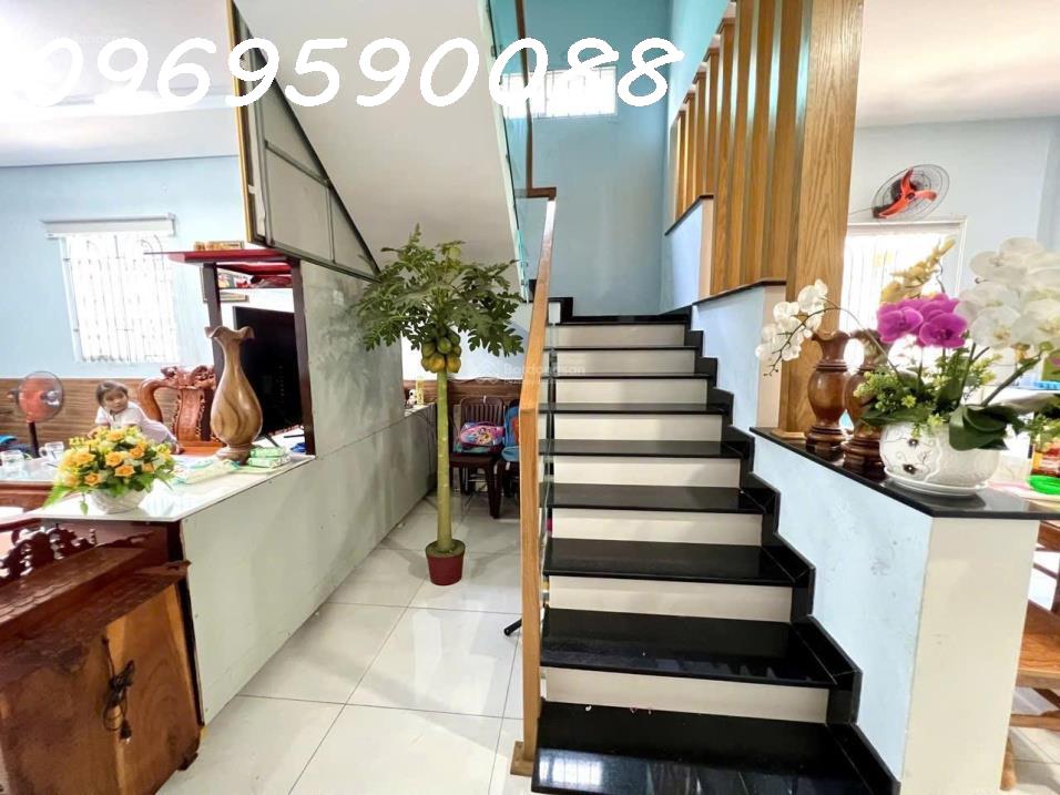 Nhà 68m² 2T H. XE HƠI ĐẬU CỬA gần chợ Sơn Kỳ AEON Chỉ 6TỶ. 4