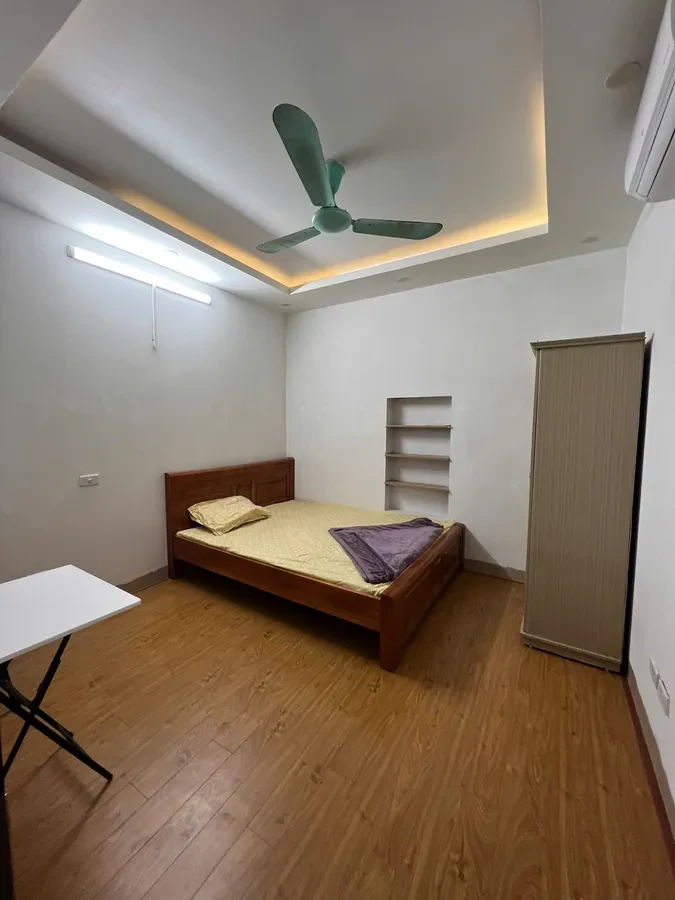 Nhà 5 Tầng Mới – Cách Mặt Phố Dịch Vọng Hậu 50m – Ở - Kinh doanh – Giá 10 Tỷ 4