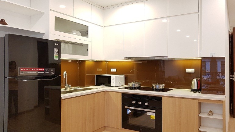 Cho thuê căn hộ dịch vụ tại Từ Hoa, Tây Hồ, 120m2, 2PN, ban công, đầy đủ nội thất đẹp hiện đại 7