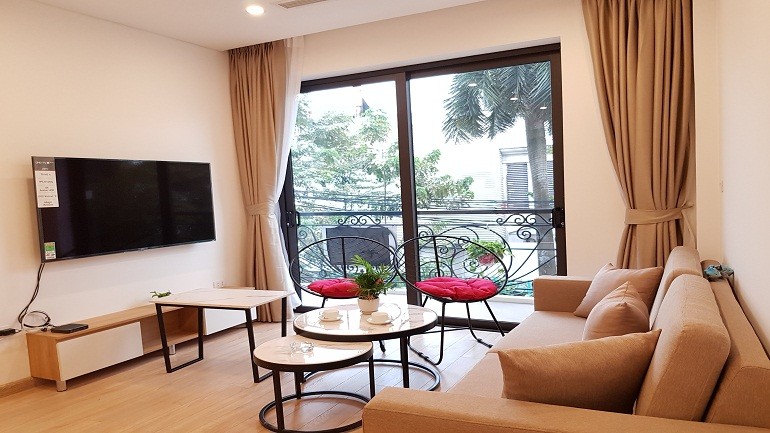 Cho thuê căn hộ dịch vụ tại Từ Hoa, Tây Hồ, 120m2, 2PN, ban công, đầy đủ nội thất đẹp hiện đại 3