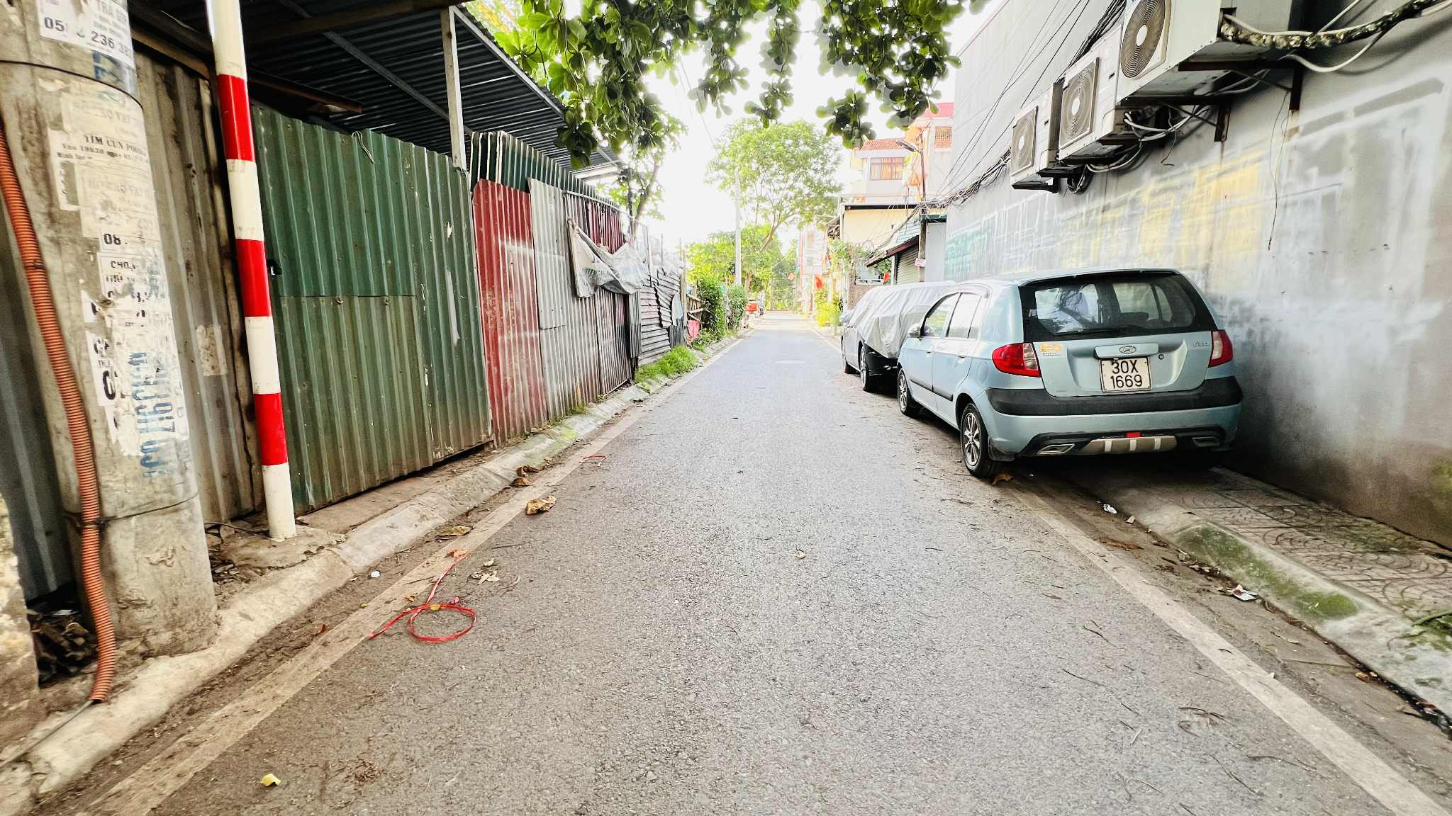 bán nhà Đức Giang, 80m, vỉa hè, 2 mặt ôtô tránh, cách cầu Đông Trù 300m 2