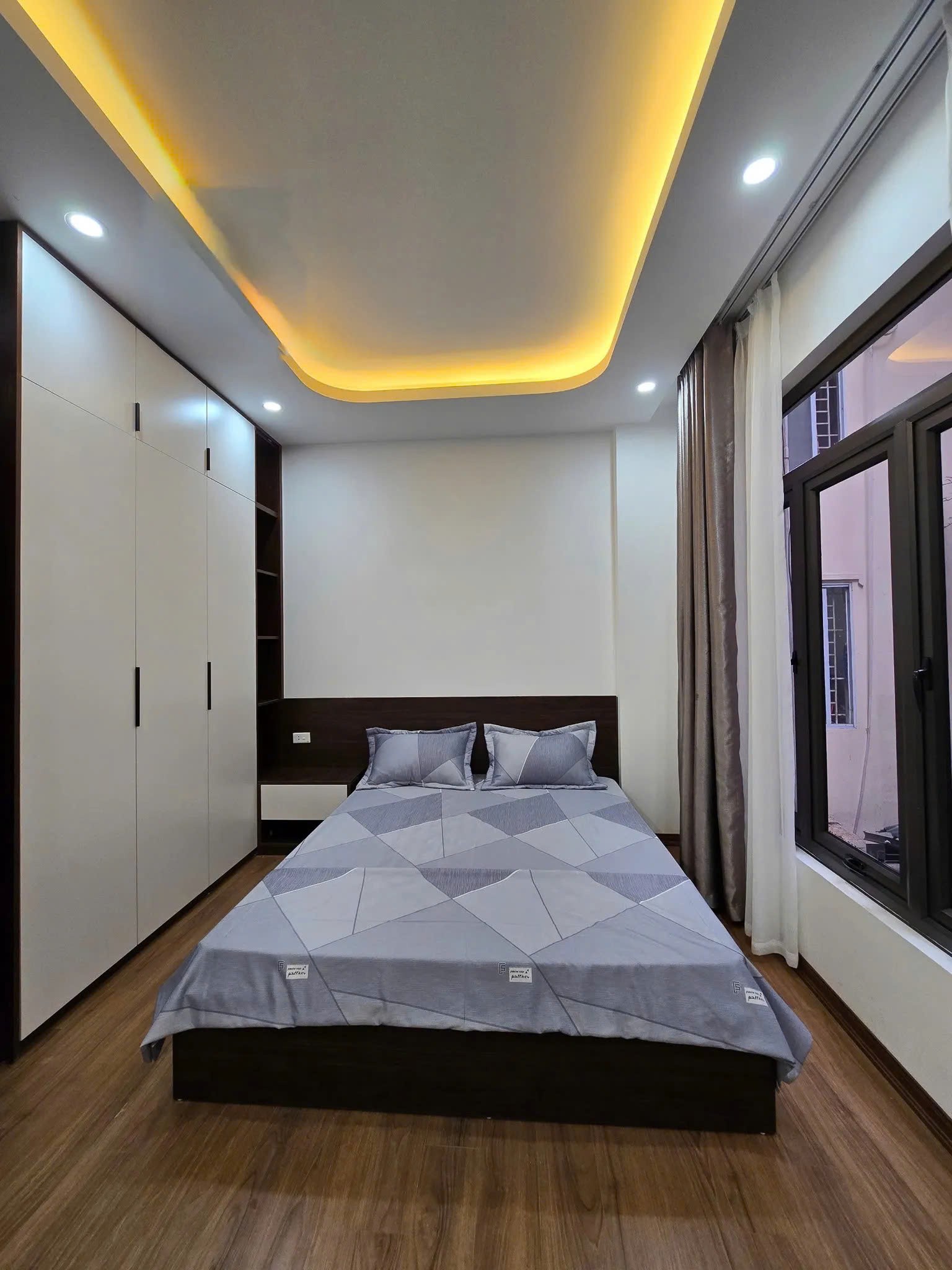 Bán Nhà Ngõ Quỳnh 27/30m2. 5 tầng. mặt tiền 5.36m. giá 7.2 tỷ Hai Bà Trưng Hà Nội 4