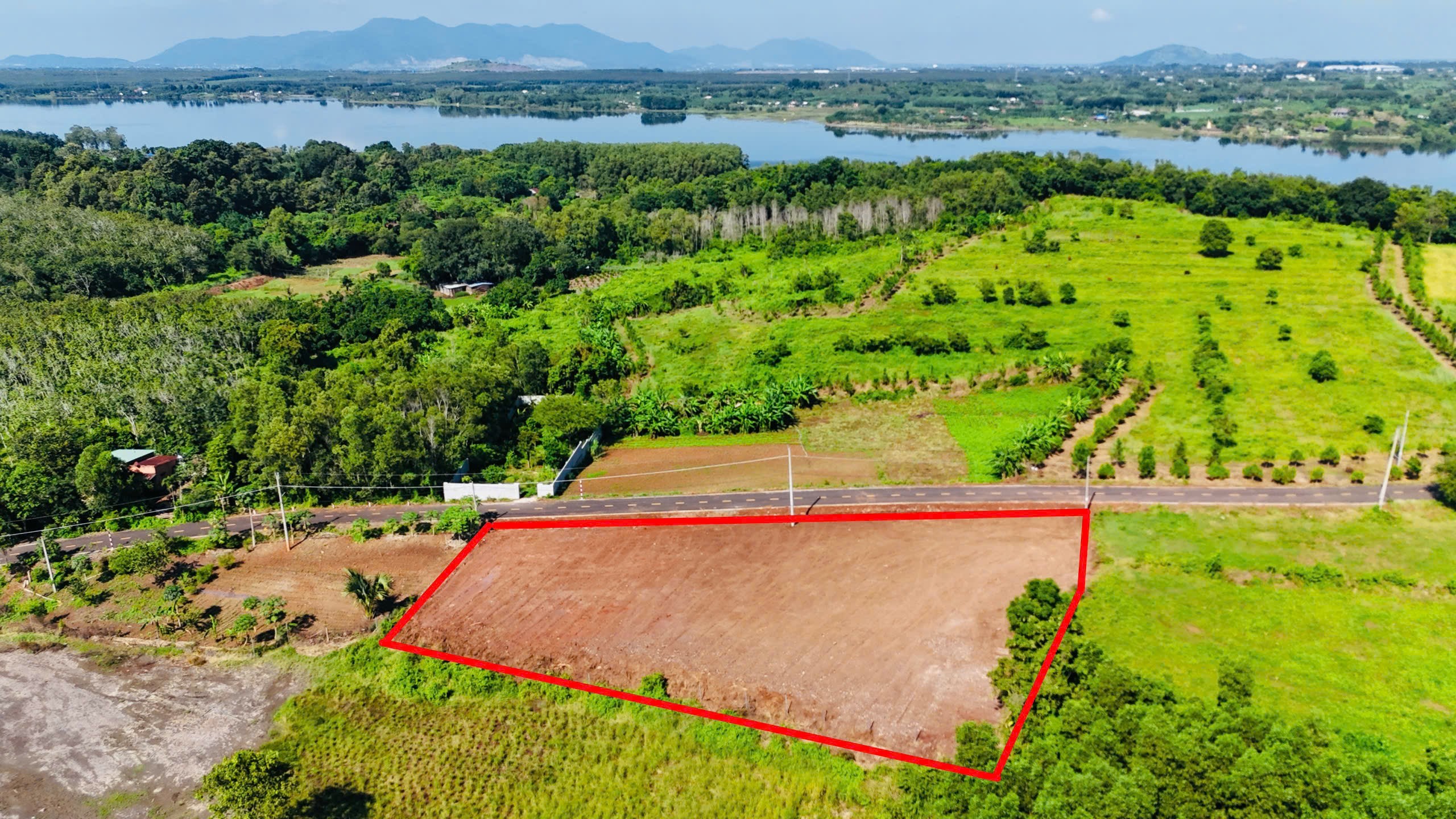 Cần bán Đất Đất Đỏ, Bà Rịa Vũng Tàu, Diện tích 2433m², Giá Thương lượng 4