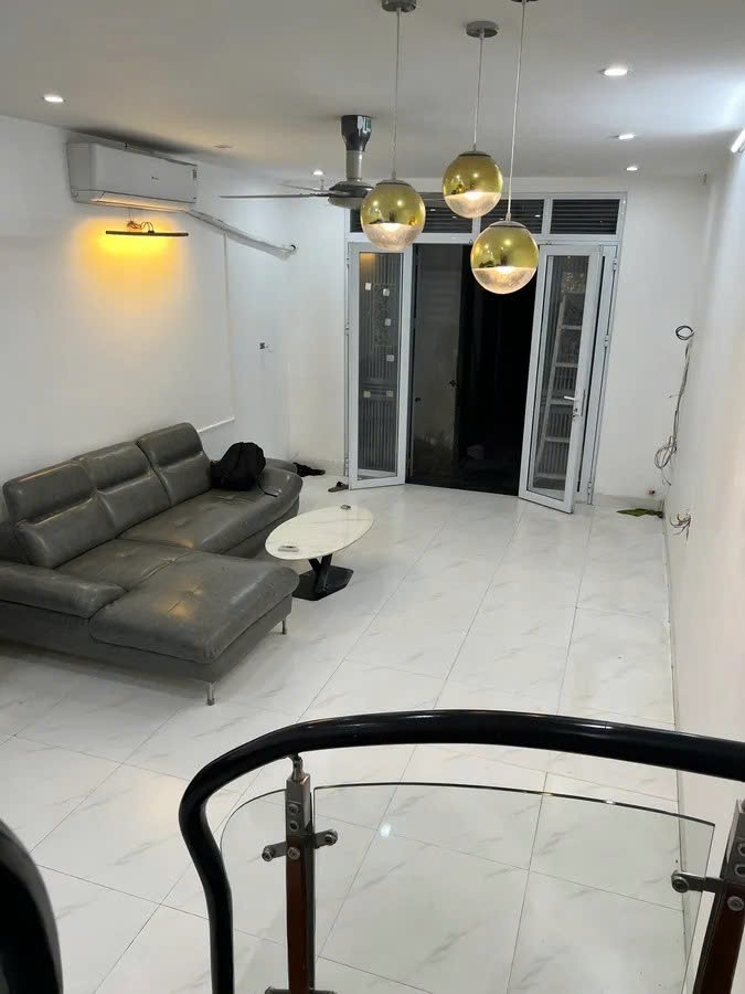 Bán Nhà Nghi Tàm 38m2. 3 tầng. mặt tiền 4.4m. giá 7.85 tỷ Tây Hồ Hà Nội 4
