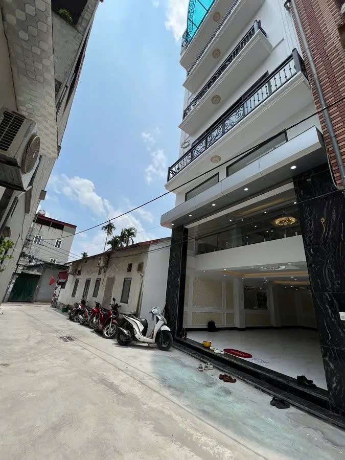 Bán Nhà Phúc Lợi 72m2. 6 tầng. mặt tiền 6.1m. giá 15.6 tỷ Long Biên Hà Nội