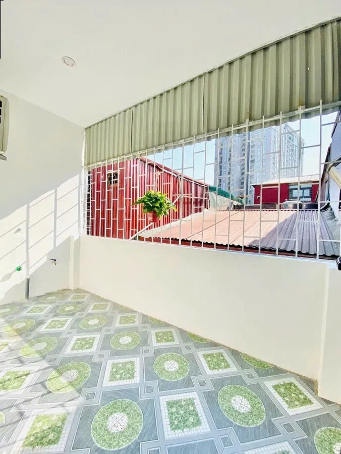 Bán Nhà Quan Thổ 1.  29/31m2. 4 tầng. mặt tiền 3.5m. giá 7.2 tỷ Đống Đa Hà Nội 5