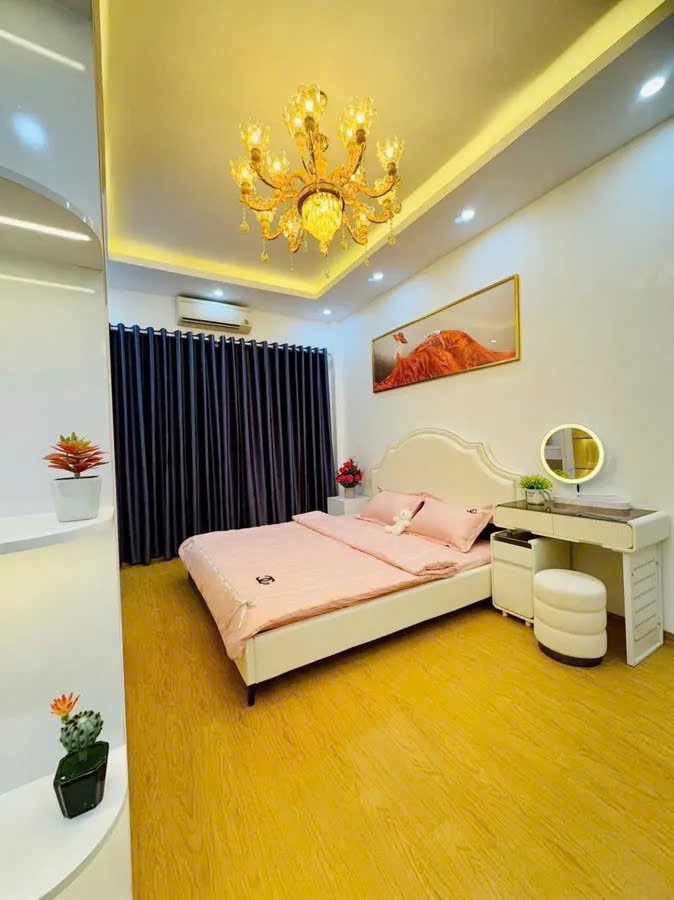Bán Nhà Quan Thổ 1.  29/31m2. 4 tầng. mặt tiền 3.5m. giá 7.2 tỷ Đống Đa Hà Nội 3