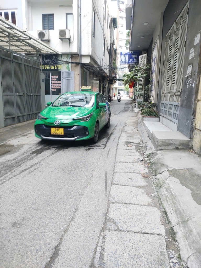 Cần bán Nhà mặt tiền đường Tân Mai, Phường Tân Mai, Diện tích 85m², Giá 5.1 Tỷ 5