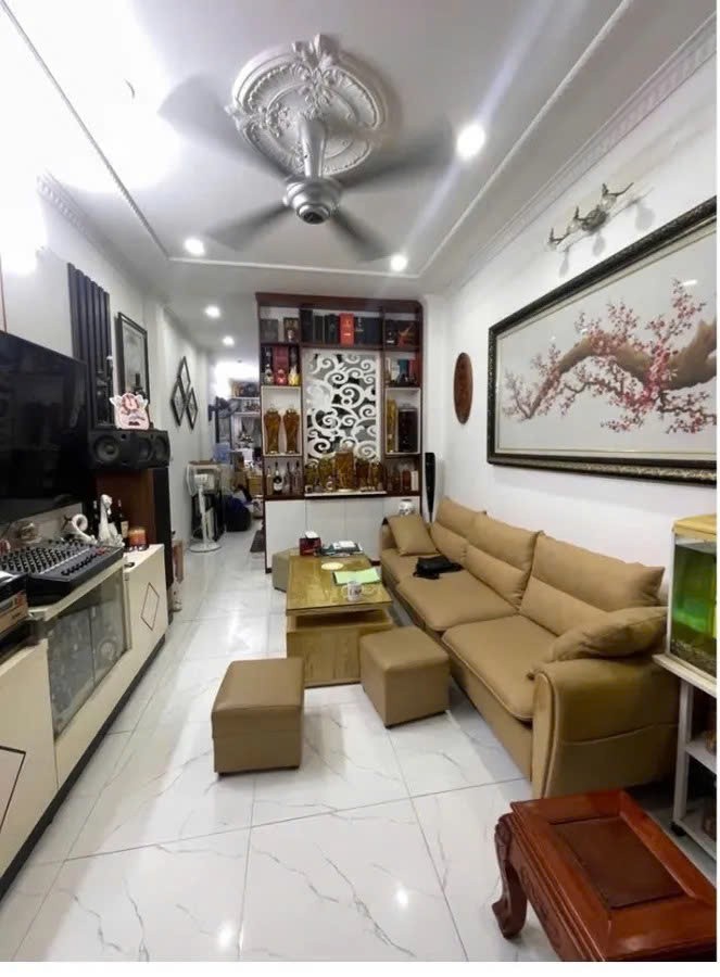 Bán nhà Kim Ngưu 45m2. 5 tầng, mặt tiền 3.3m. giá 8.7 tỷ Hai Bà Trưng Hà Nội 2