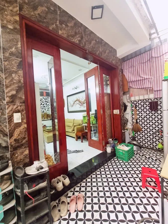 Bán nhà Kim Ngưu 45m2. 5 tầng, mặt tiền 3.3m. giá 8.7 tỷ Hai Bà Trưng Hà Nội