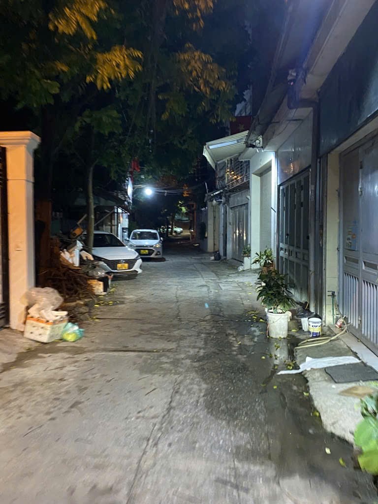 Cần bán Đất đường Nguyễn Khoái, Phường Vĩnh Hưng, Diện tích 70m², Giá 11.1 Tỷ