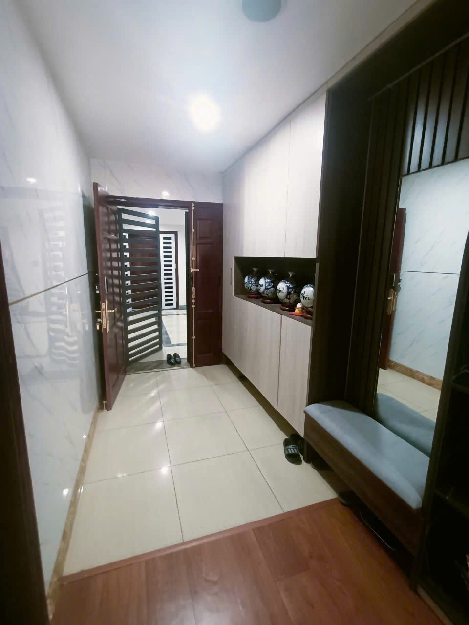 Bán gấp căn 24T Hapulico Complex 109m2 rộng rãi, 2PN+1, giá tốt 4