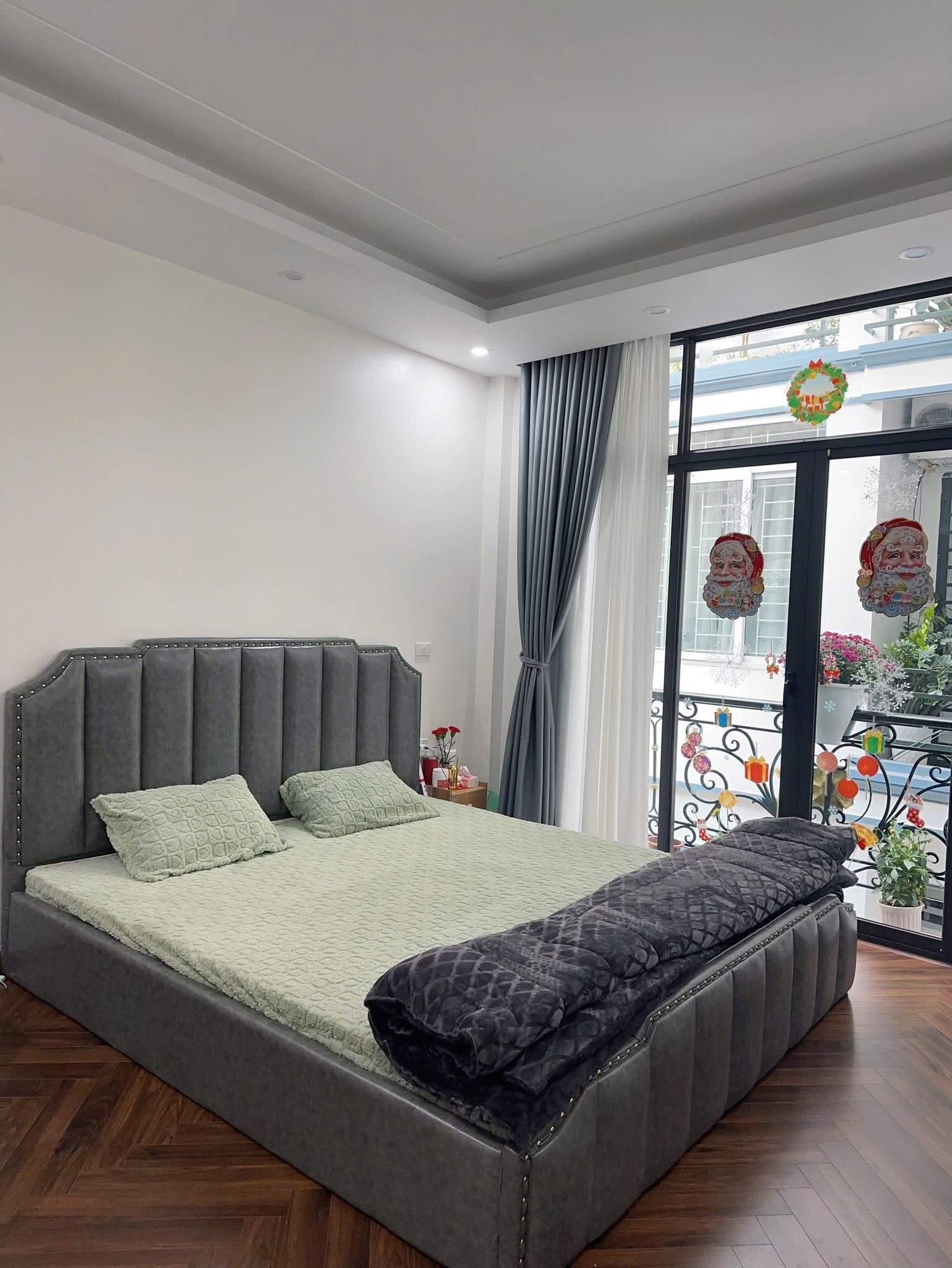 BÁN NHÀ HỒ TÙNG MẬU QUẬN BẮC TỪ LIÊM NHÀ ĐẸP DÂN XÂY NGÕ RỘNG  NÔNG GẦN PHỐ  THOÁNG TRƯỚC SAU 7,5 5