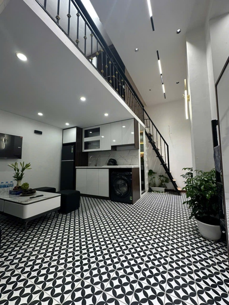Bán nhà Đội Cấn, Ba Đình, 50m2, Mt 4m, chỉ 2.8 tỷ 2