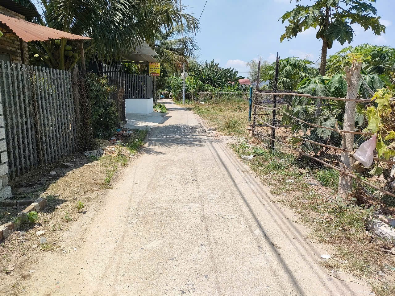 Bán nhà Diên Lạc full thổ mới xây đường thông - đường Tổ 7-8-9 gần Tỉnh Lộ 2 3