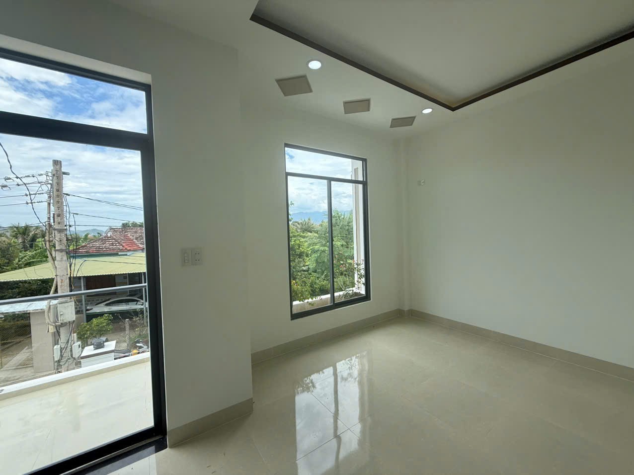 Bán nhà Diên Lạc full thổ mới xây đường thông - đường Tổ 7-8-9 gần Tỉnh Lộ 2 5