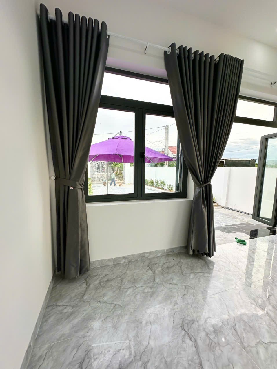 Bán nhà Diên Điền thôn Trung 1 mới xây gần Hương Lộ 5 13
