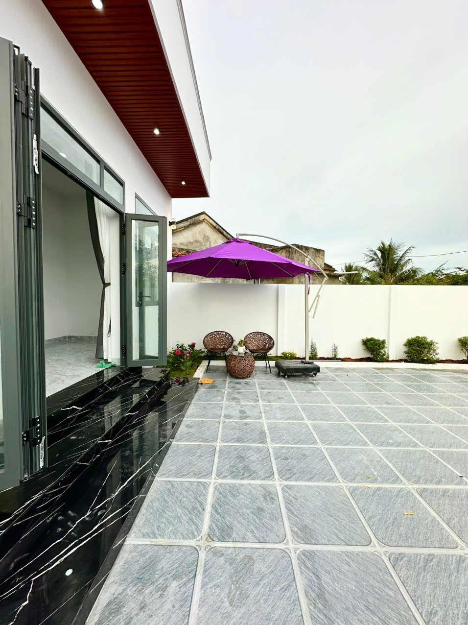 Bán nhà Diên Điền thôn Trung 1 mới xây gần Hương Lộ 5 8