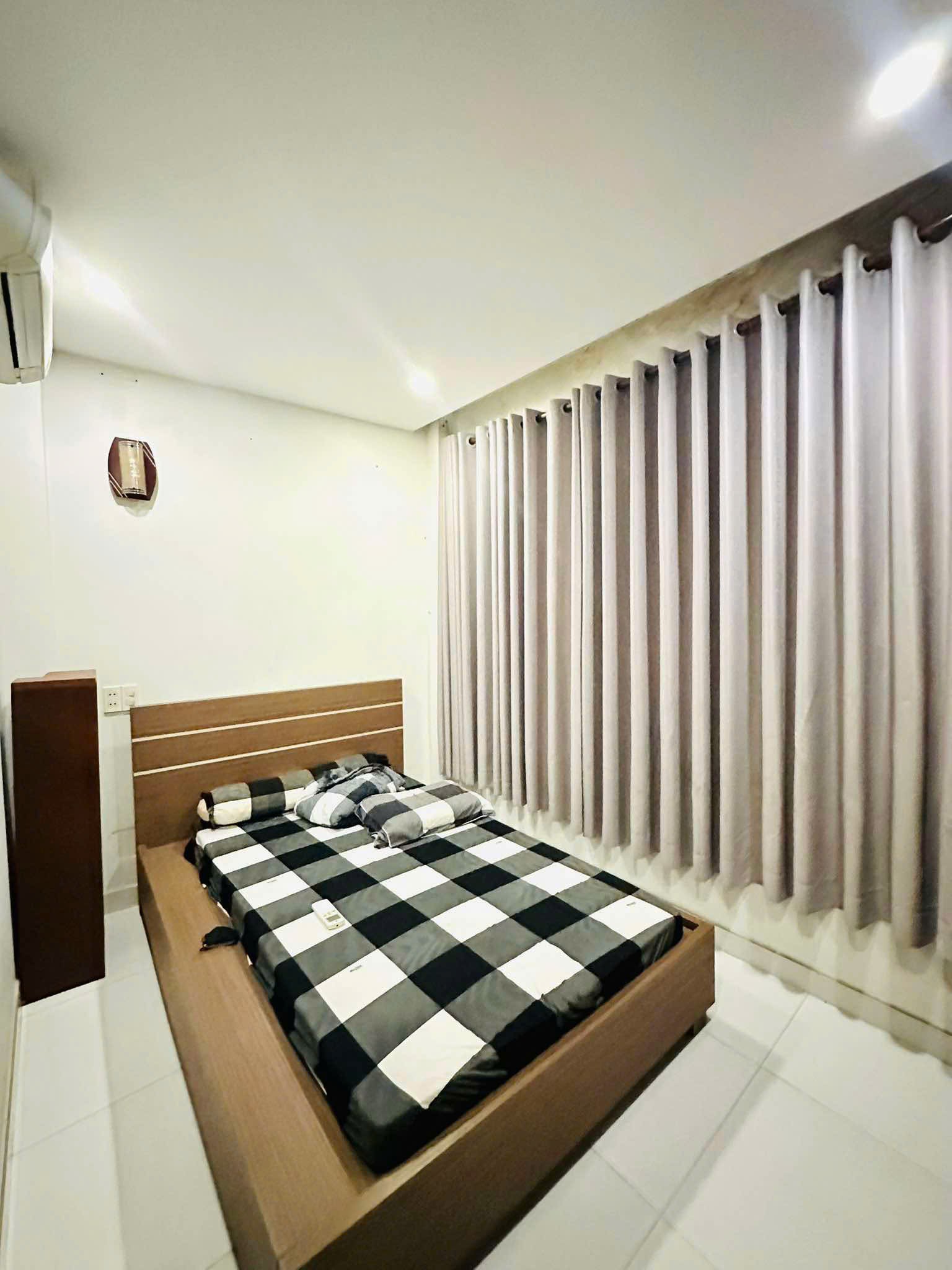 CĂN GÓC 2MT KINH DOANH ĐỐI DIỆN NHÀ ĐÀM VĨNH HƯNG - DOANH THU HƠN 100TR/THÁNG 7