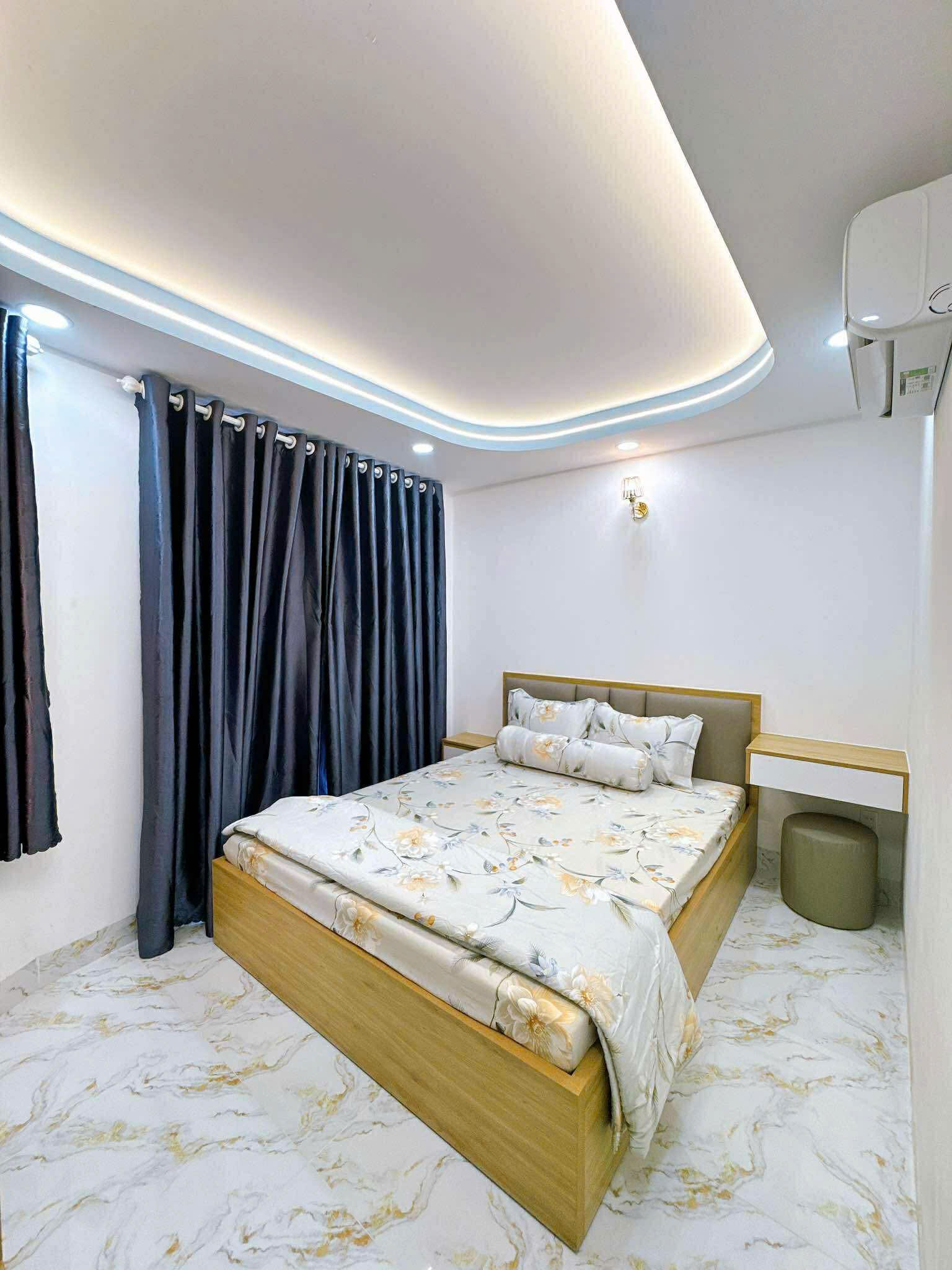NHÀ ĐẸP 5 TẦNG FULL NỘI THẤT - TRƯỚC NHÀ 10m OTO QUAY ĐẦU - CÁCH 20M RA MẶT TIỀN 11