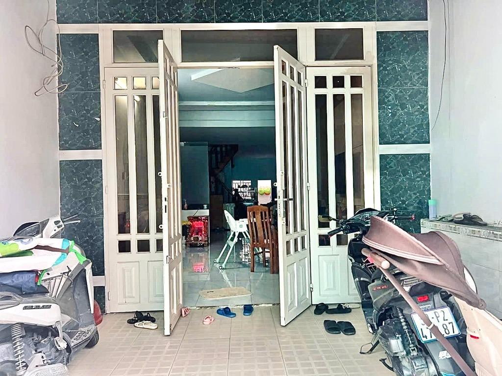 CẦN BÁN GẤP – NHÀ 2 MẶT TIỀN HẺM XE HƠI – CHỈ 3.7 TỶ 2
