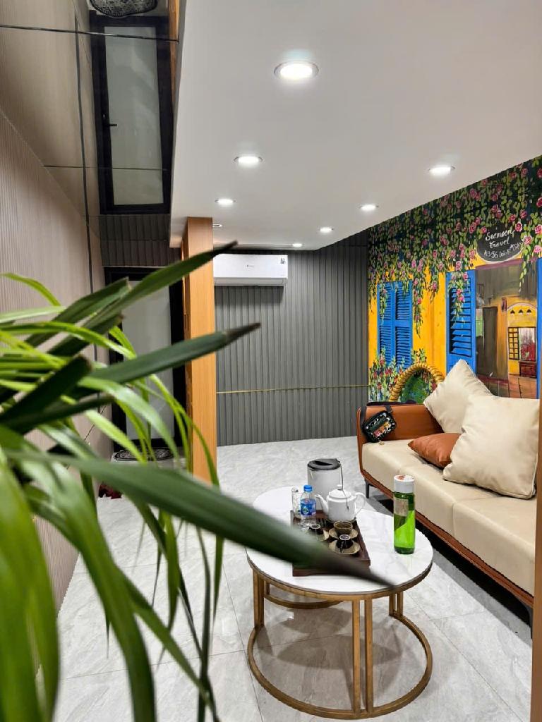 N.H.À PHỐ DOÃN KẾ THIỆN - 5 TẦNG NGÕ THÔNG GẦN PHỐ - TIỆN DI CHUYỂN ĐI LẠI - GIÁ 4,7 TỶ 3