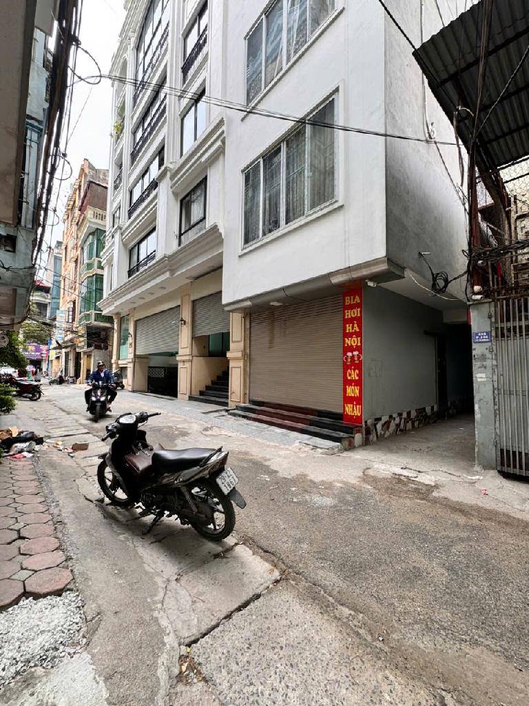 N.H.À PHỐ DOÃN KẾ THIỆN - 5 TẦNG NGÕ THÔNG GẦN PHỐ - TIỆN DI CHUYỂN ĐI LẠI - GIÁ 4,7 TỶ