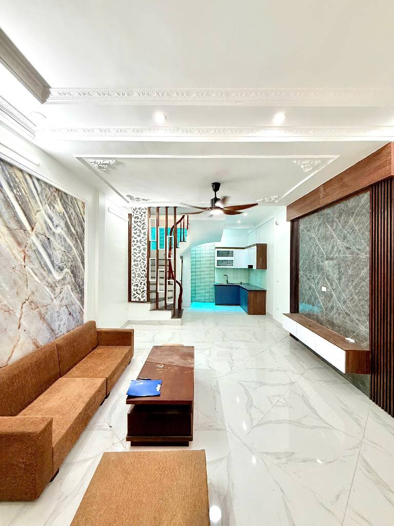 Bán nhà 40m2 Quận Thanh Xuân- Gần hồ, trường, chợ- Xách vali về ở ngay 2