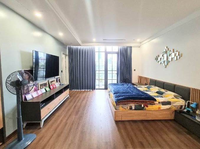 Tôi bán nhà liền kề mặt đường 15m KĐT Kiến Hưng Luxury 70m2 chỉ 18.x tỷ. Lh 0989626116 2