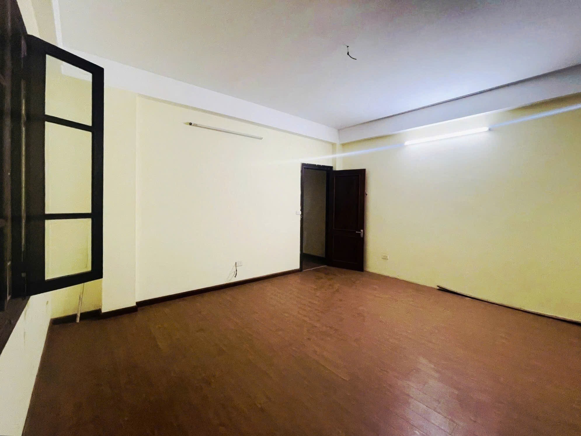 Nhà 6 Tầng Mặt Ngõ Khúc Thừa Dụ – Vừa Ở, Vừa Kinh Doanh, Tăng Giá Mạnh 3
