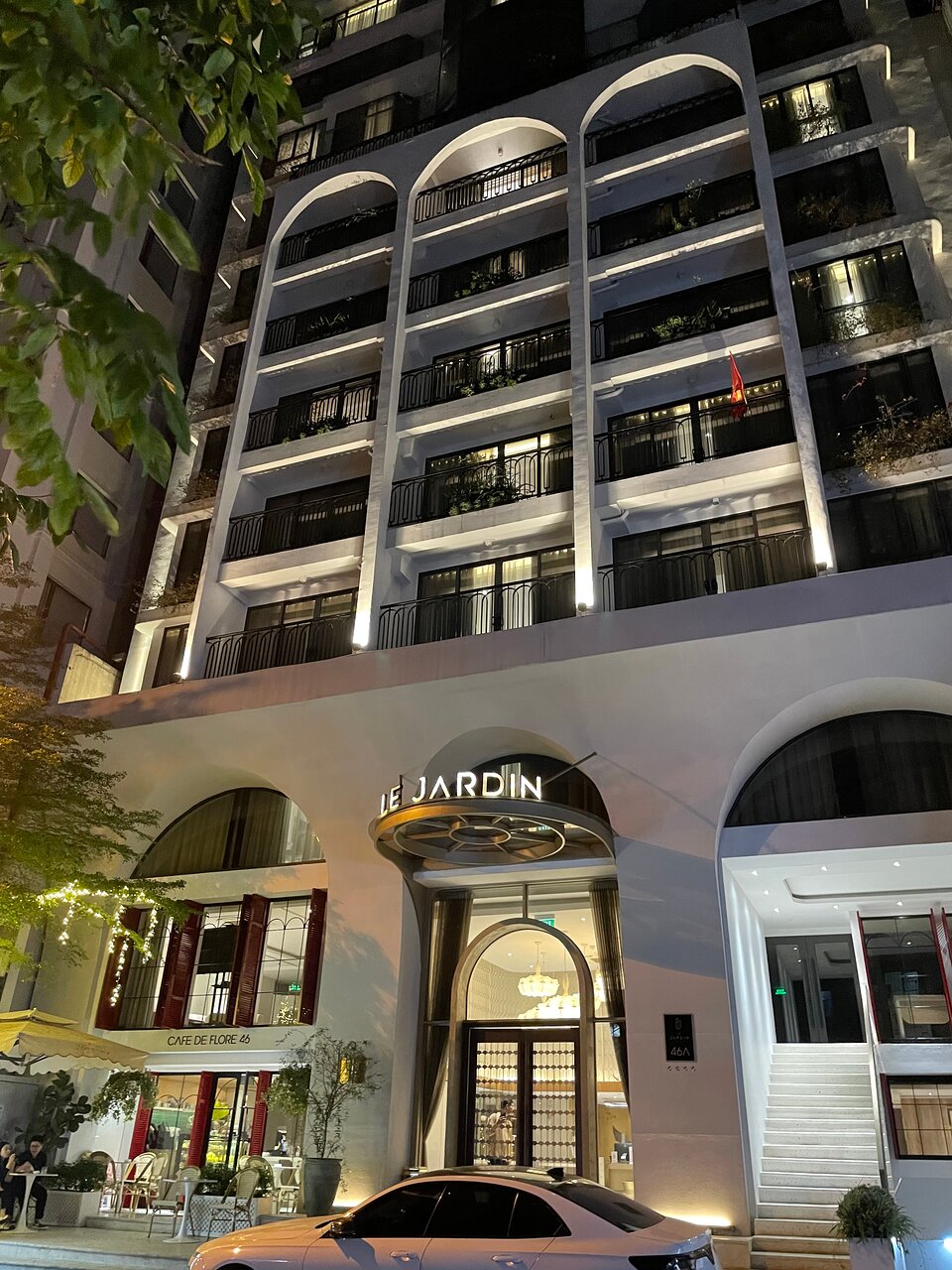 Mặt Tiền 15M Lạc Long Quân 300M2 8 Tầng Có Hầm , 2 Mặt Trước Sau 150 Tỷ Sát Hồ Tây