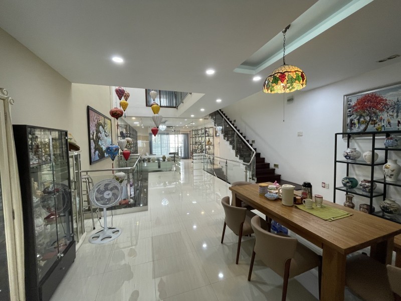 BIỆT THỰ MINI CAO CẤP – 147M2 (6x23) – HẺM XE TẢI 10M – LÊ VĂN LƯƠNG – GIÁ CHỈ 16 TỶ 3