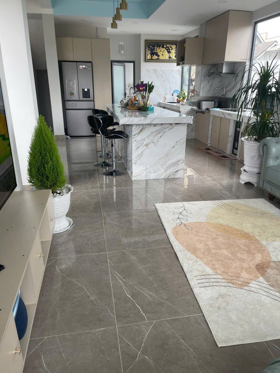 Cần Bán nhanh Căn Nhà đẹp đường Lữ Gia, view đẹp Ô tô đến tận nhà
