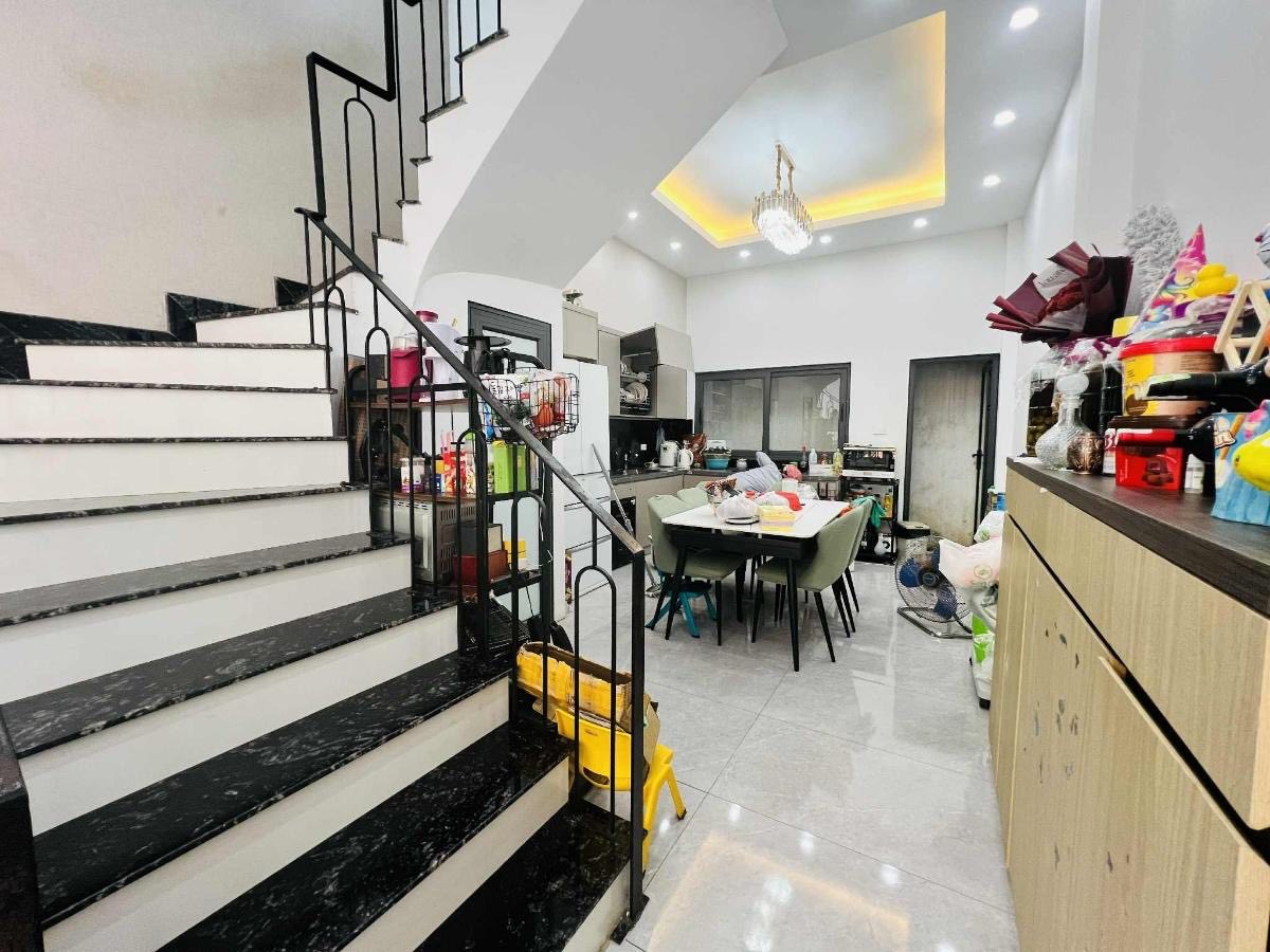BÁN NHÀ LẠC LONG QUÂN CẦU GIẤY Ô TÔ VÀO NHÀ  - NHÀ MỚI VỊ TRÍ ĐẸP 60M 15 TỶ 3