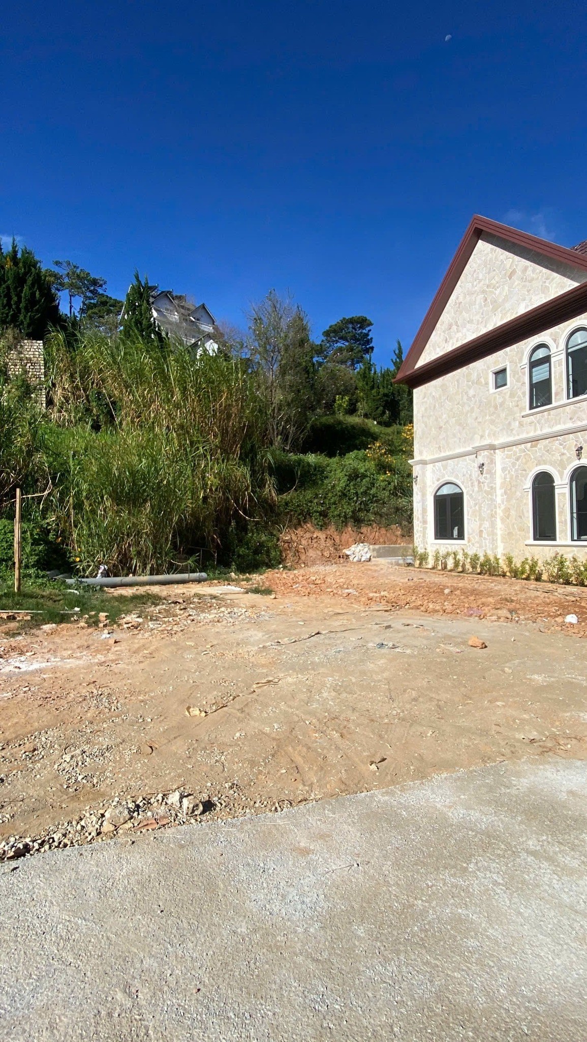 Cần tiền Bán gấp Lô Đất nền Biệt Thự view đẹp đường Nam Hồ, Đà Lạt giá chỉ 7.5 tỷ 3