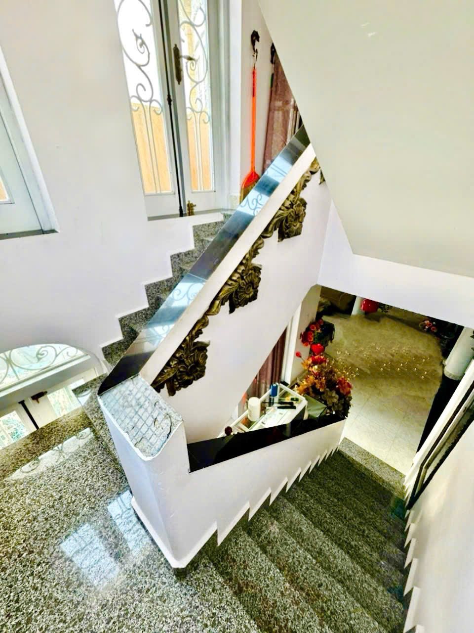 Bán gấp Biệt Thự phong cách cổ điển Phường Xuân Hương, Đà Lạt. 2