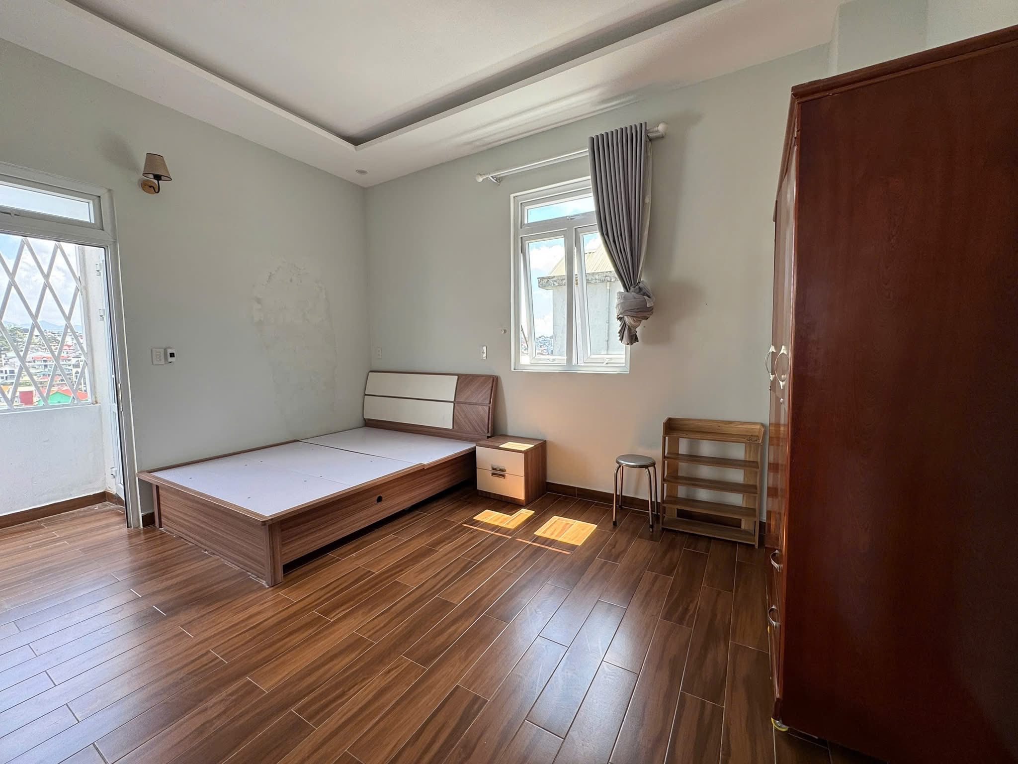 Hạ giá bán Bán gấp Nhà view đẹp đường Nguyễn Trung Trực, Đà Lạt giá chỉ 6.2 tỷ 4