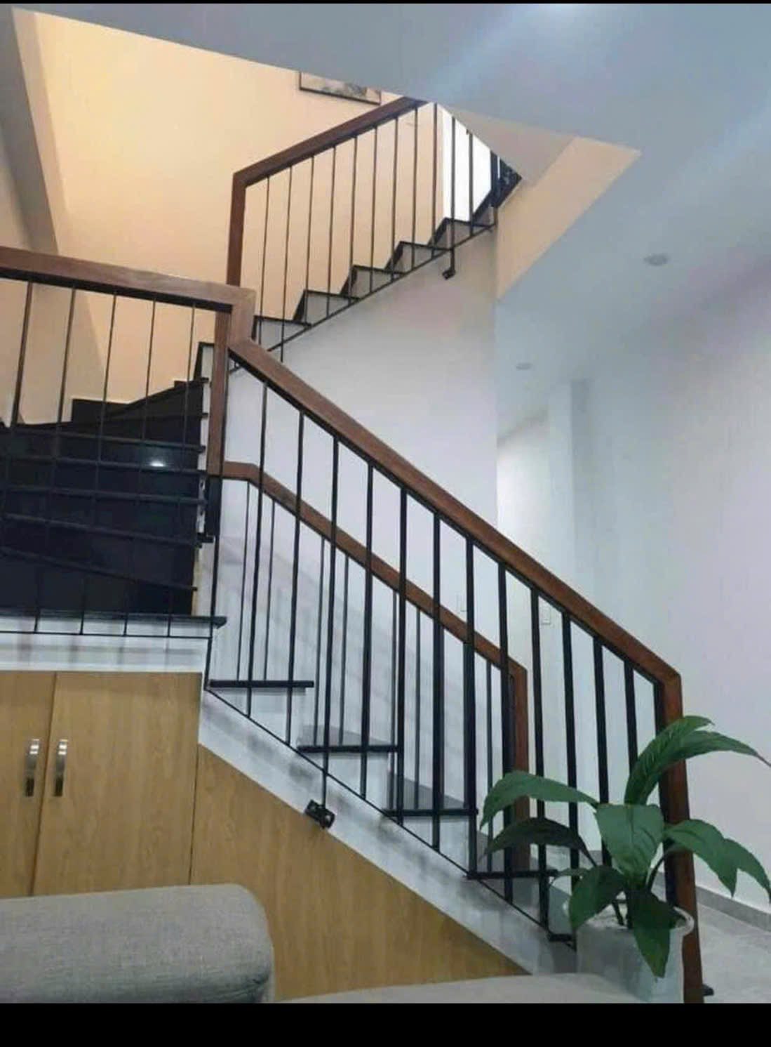 Giảm giá Bán gấp Nhà đẹp đường Phan Chu Trinh ( P9 cũ ) Phường Lâm Viên, Đà Lạt giá chỉ 5.3 tỷ 2