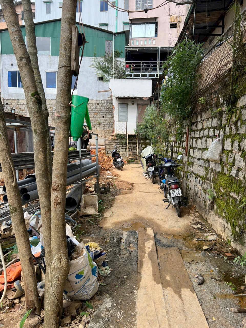 Cần bán gấp Lô Đất LK đường Phù Đổng Thiên Vương, Đà Lạt 115m2 giá chỉ 6.2 tỷ 2