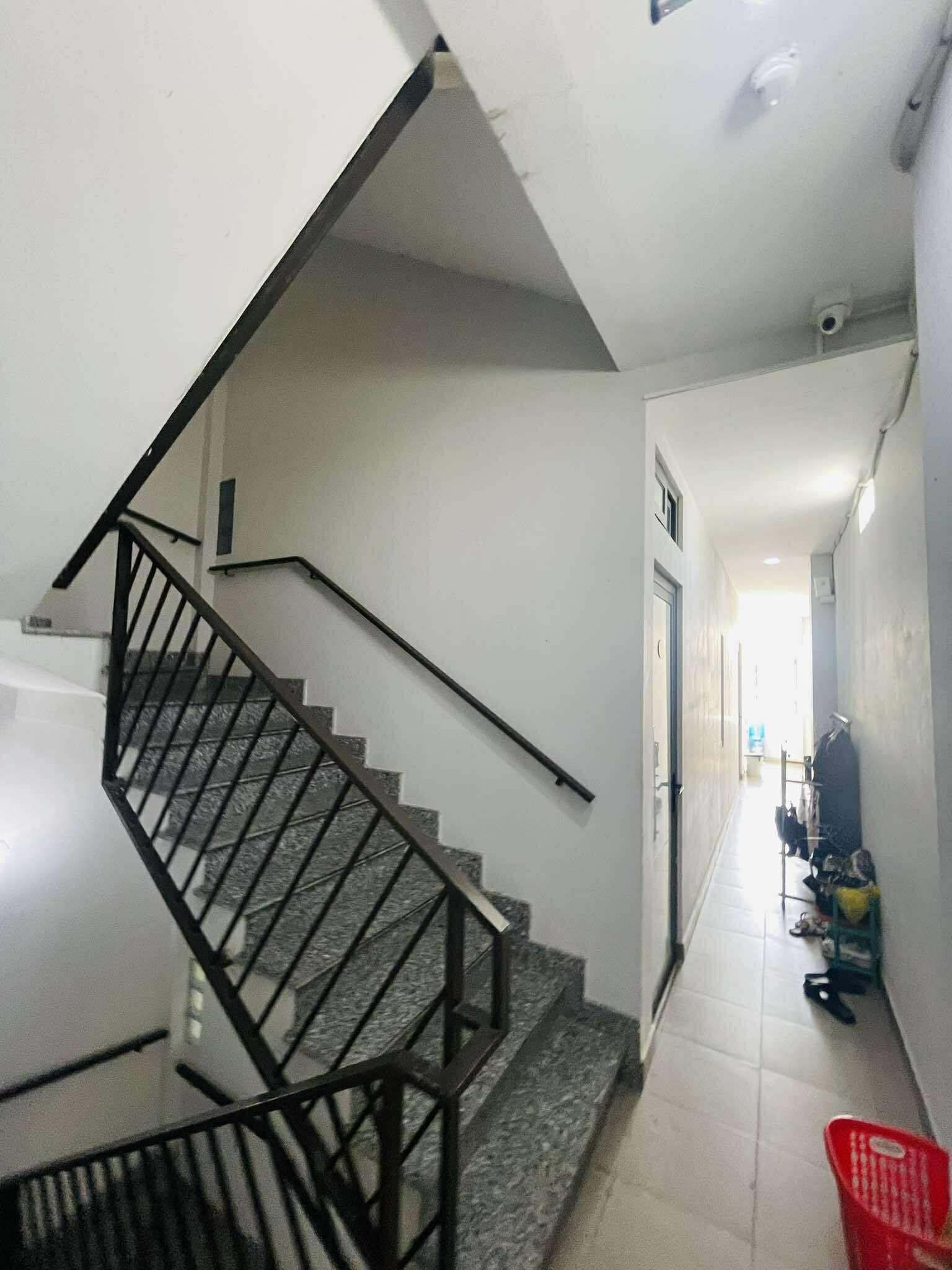 NHÀ GẦN EMART 105m2 (4.5 × 22) - 19 PHÒNG CHO THUÊ KHOÁN 66 TRIỆU/THÁNG - 13.8 TỶ 8