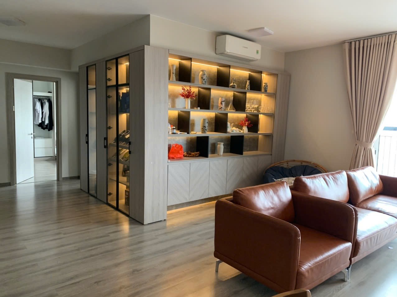 B.Á.N căn hộ 3PN - 112m2 tại Seasons Avenue - Hà Đông giá 7.x tỷ 3