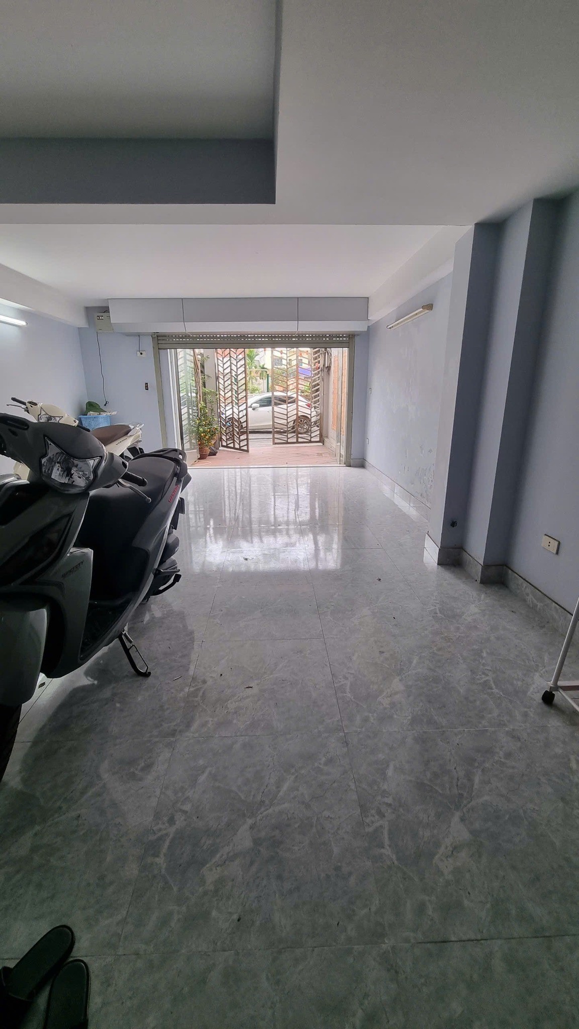 BÁN NHÀ TRẦN BÌNH CẦU GIẤY VỊ TRÍ ĐẸP NGÕ Ô TÔ TRÁNH- KINH DOANH VIEW HỒ 75M 19,5 TỶ 2