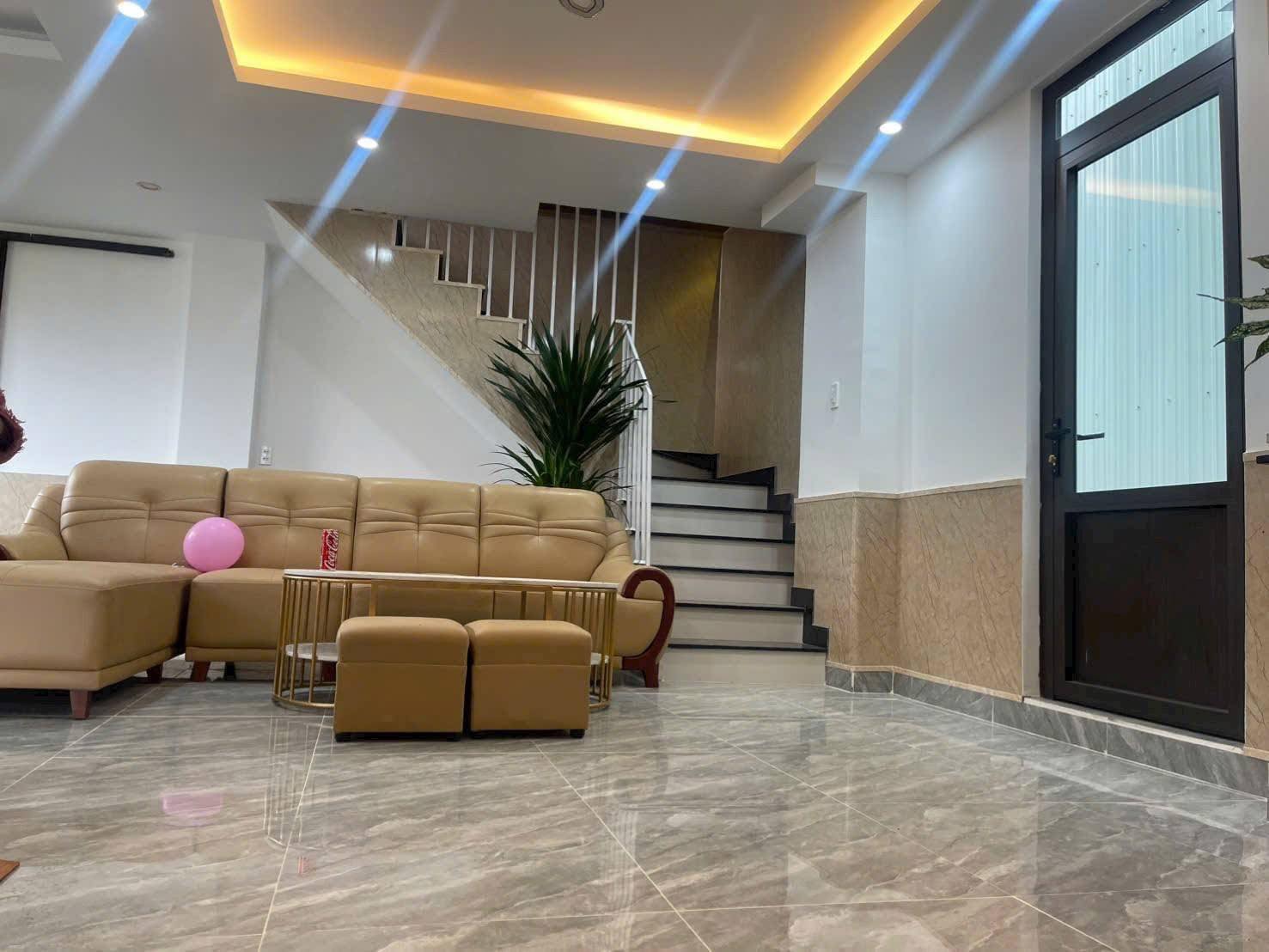 CẦN BÁN GẤP NHÀ SRXD THÁI PHIÊN – ĐÀ LẠT GIÁ CHỈ 4,5 TỶ