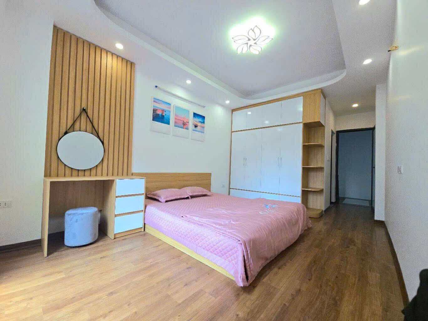 NHÀ ĐẸP TRƯƠNG ĐỊNH Ở NGAY - 10M RA Ô TÔ - HƠN 5 TỶ 3