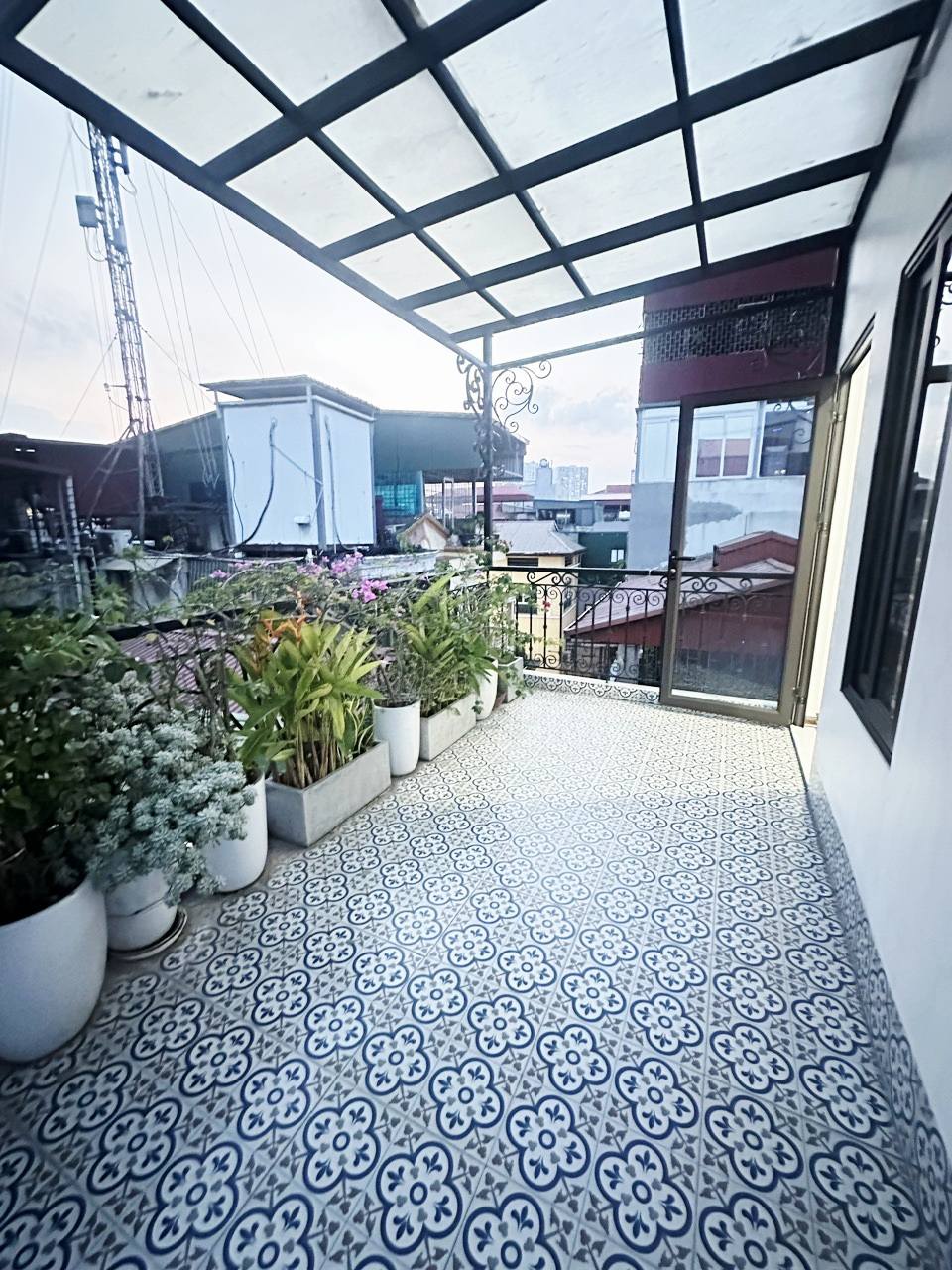 BÁN NHÀ TRUNG TÂM QUẬN ĐỐNG ĐA VỊ TRÍ ĐẸP THIẾT KẾ HIỆN ĐẠI GẦN PHỐ 5 TẦNG 9 TỶ 5