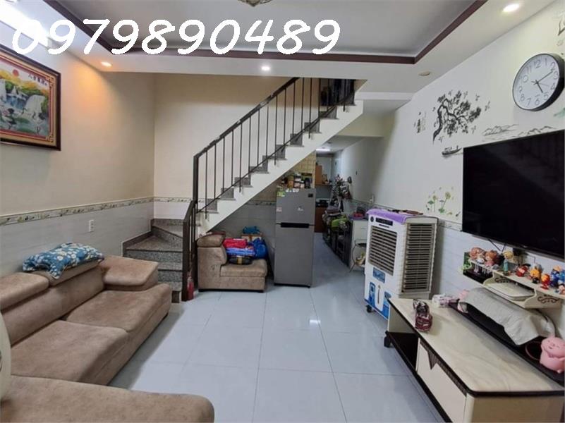 Cần bán nhà mặt tiền Nguyễn Chí Thanh - Hải Châu, 82 m2, 3  tầng, giá hơn 8 tỷ 4