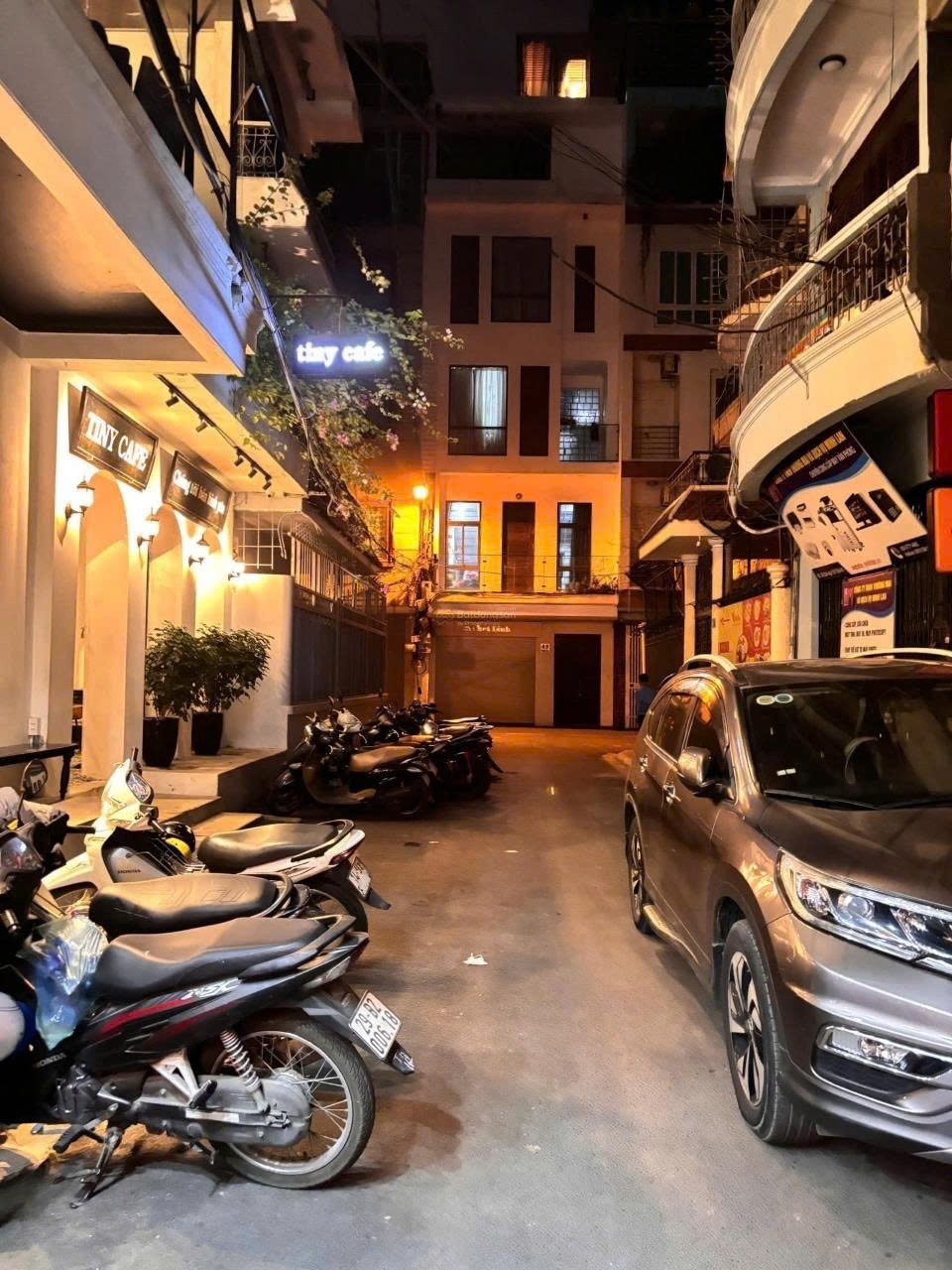 Cho thuê nhà riêng ngõ 121 Thái Hà, Đống Đa 50m x 5T, MT 5m giá 20 triệu, ô tô tránh