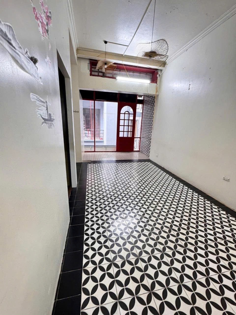 Cho thuê nhà riêng ngõ 121 Thái Hà, Đống Đa 50m x 5T, MT 5m giá 20 triệu, ô tô tránh 3